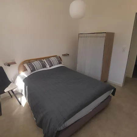 Neuf Avec Piscine, Balcon, Et Parking - - Fr-1-194-241 Apartment *